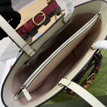 Gucci 750394 Gucci Diana Medium Tote Bag White leather