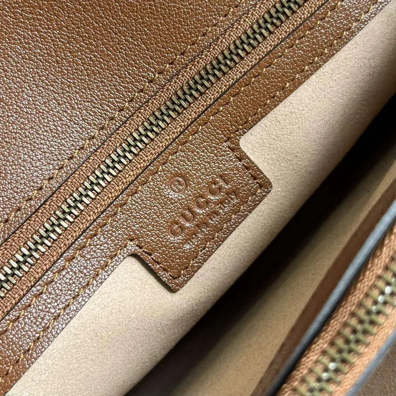 Gucci 750394 Gucci Diana Medium Tote Bag Cuir leather