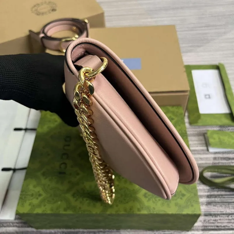 Gucci 699268 Gucci Blondie Shoulder Bag Light pink leather