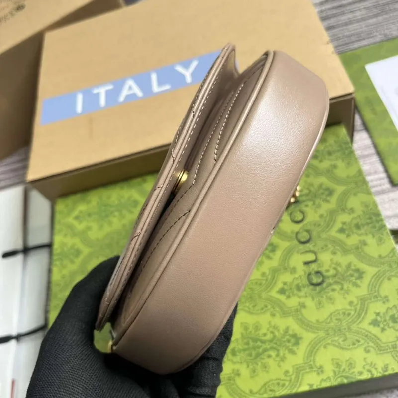 Gucci 746431 GG Marmont Matelassé Chain Mini Bag Milk tea