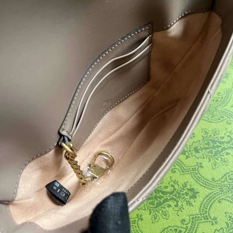 Gucci 746431 GG Marmont Matelassé Chain Mini Bag Milk tea