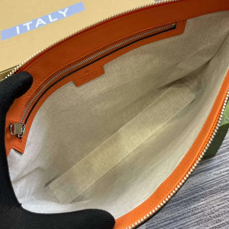 Gucci 696009 Jumbo GG Medium Messenger Bag Orange