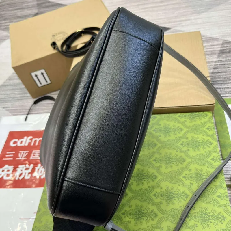 Gucci 746124 Gucci Diana Medium Shoulder Bag Black