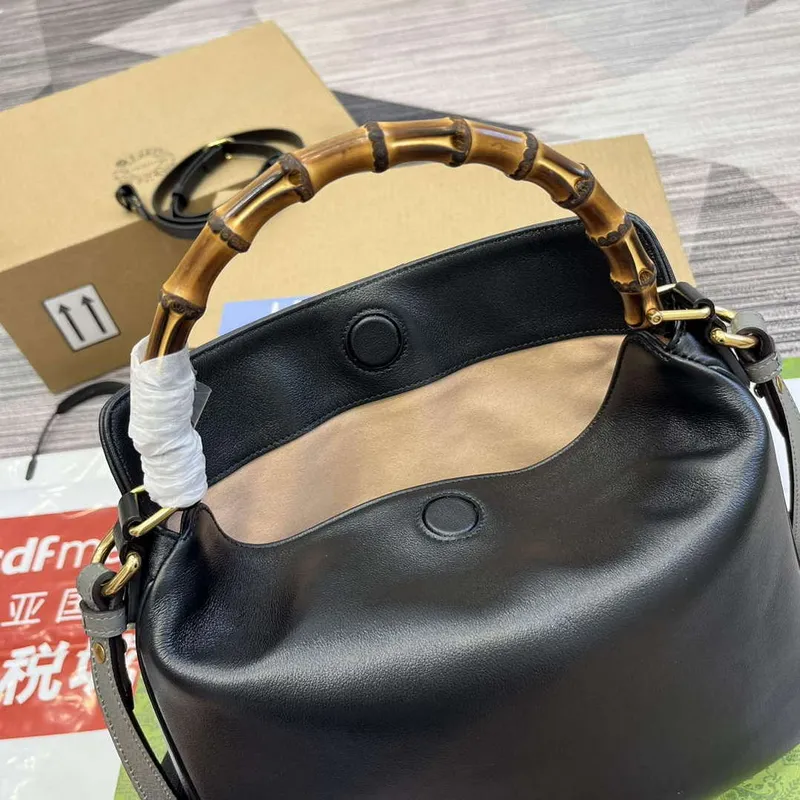 Gucci 746124 Gucci Diana Medium Shoulder Bag Black