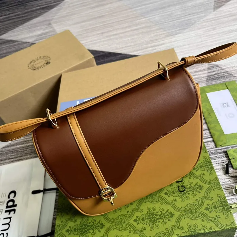 Gucci 740988 Equestrian inspired shoulder bag Cuir and brown