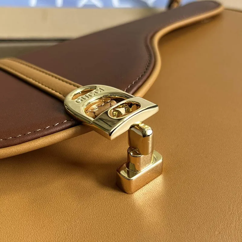 Gucci 740988 Equestrian inspired shoulder bag Cuir and brown