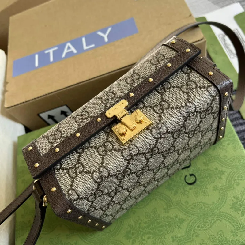 Gucci 678460 GG Mini Bag Brown