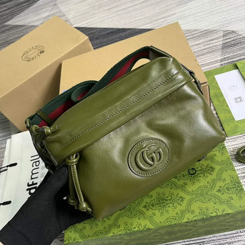 Gucci 725696 Shoulder bag with tonal Double G Green