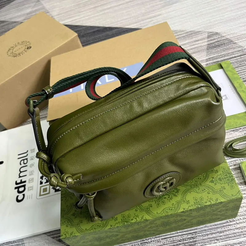 Gucci 725696 Shoulder bag with tonal Double G Green