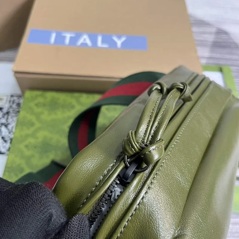 Gucci 725696 Shoulder bag with tonal Double G Green