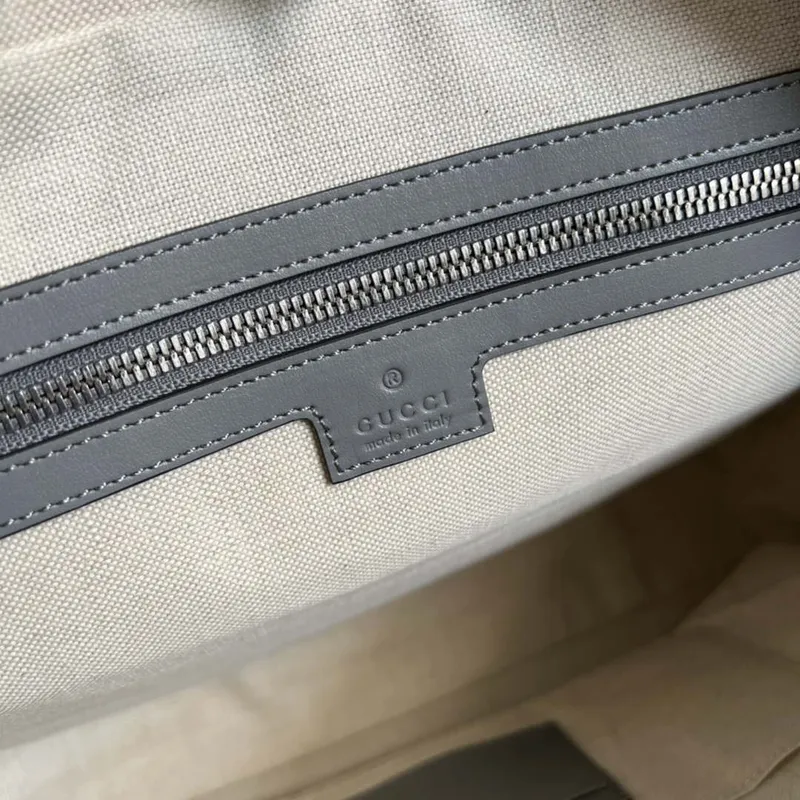 Gucci 658573 Men’s GG embossed briefcase Bag Gray