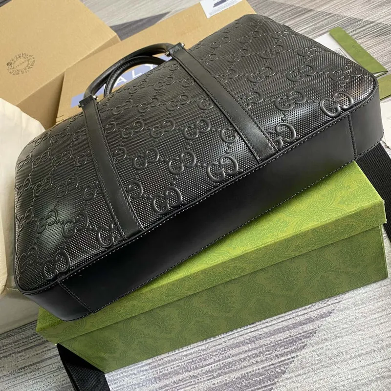 Gucci 658573 Men’s GG embossed briefcase Bag Black
