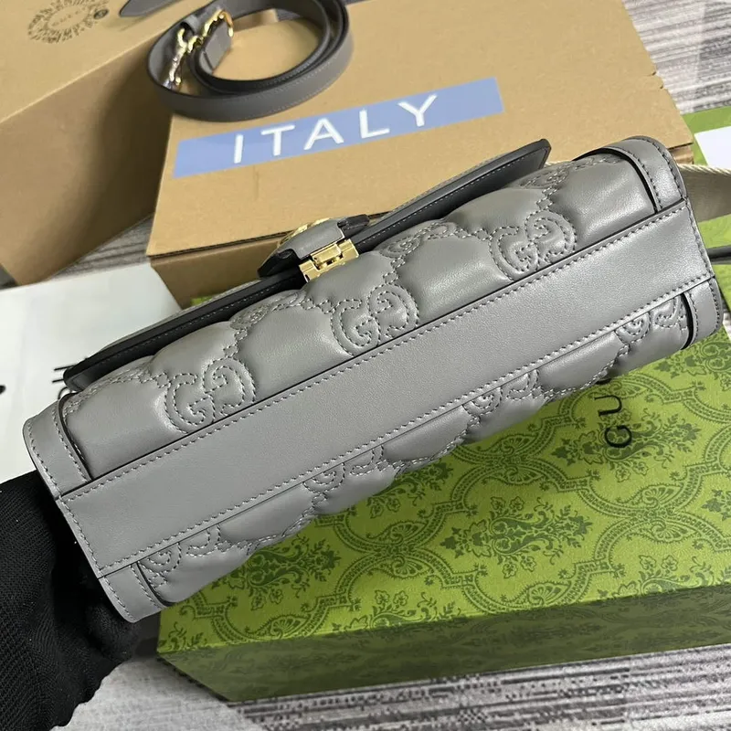 Gucci 724529 GG Matelassé Small Bag Light grey