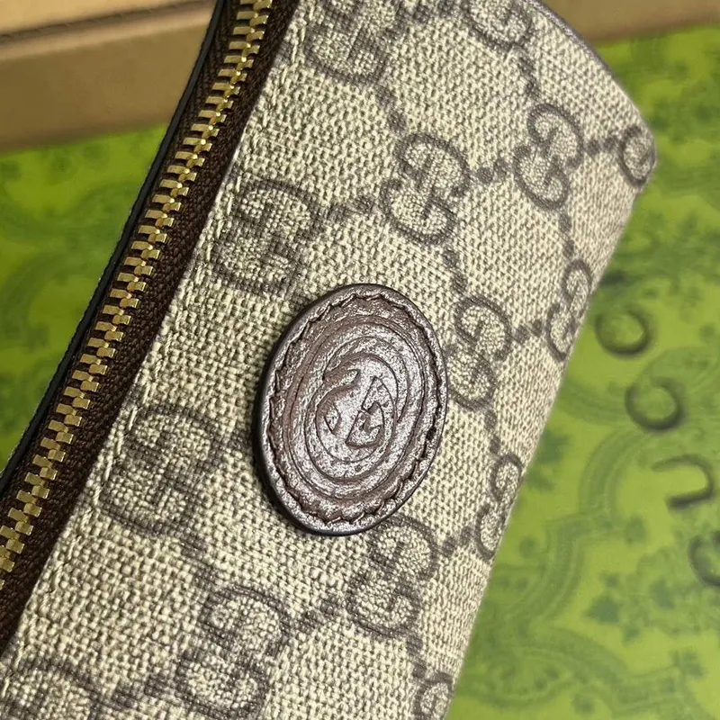 Gucci 726253 Coin Purse With Double G Strawberry