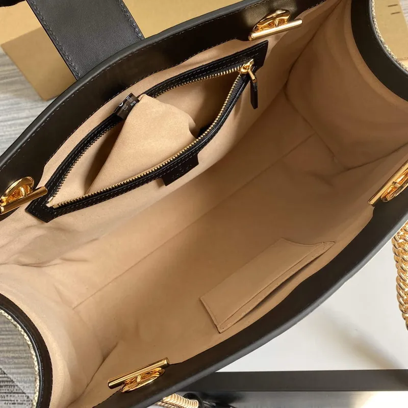 Gucci 479197 Padlock Medium GG Shoulder Bag Black