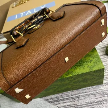 Gucci 735153 Gucci Diana Small Shoulder Bag Brown