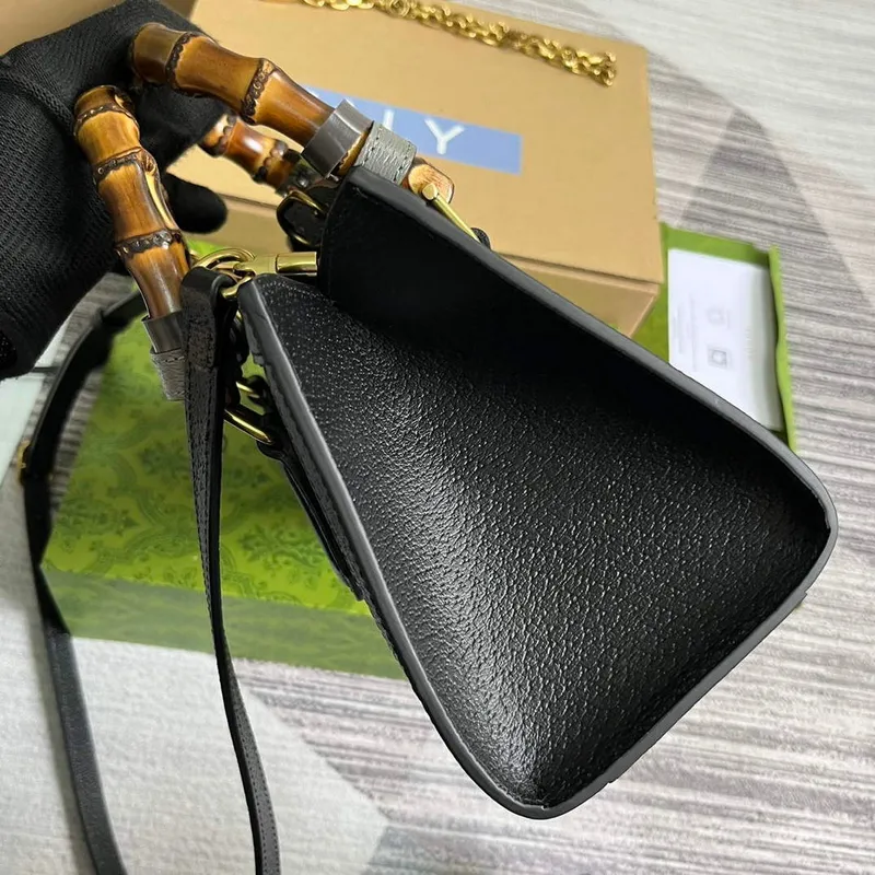 Gucci 735153 Gucci Diana Small Shoulder Bag Black