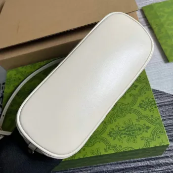 Gucci 739166 GG Marmont shoulder bag White