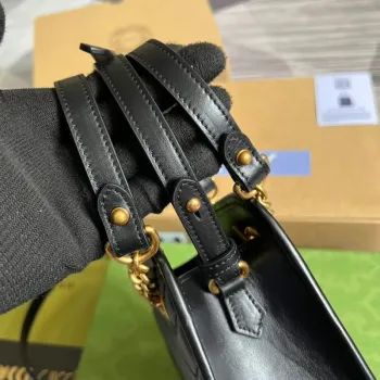 Gucci 696123 GG Marmont Matelassé Mini Bag Black