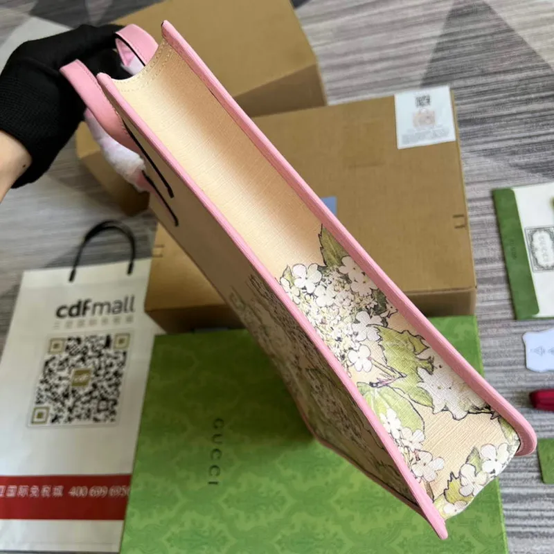 Gucci 550763 Children’s Fairy Print Large Tote Bag Pink