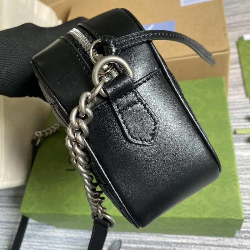 Gucci 447632 GG Marmont matelassé small shoulder bag Black