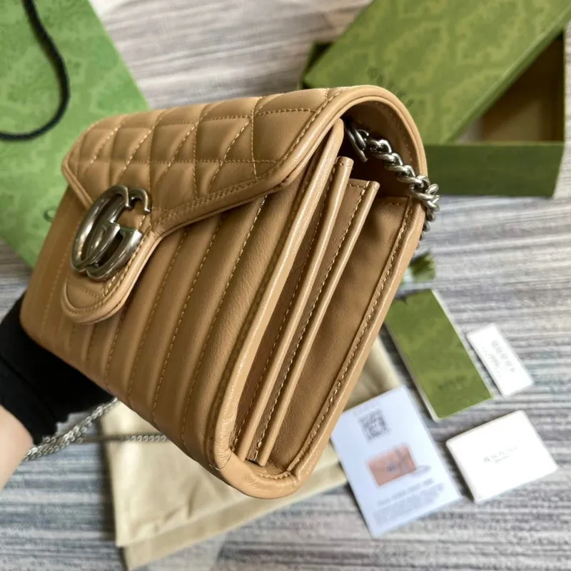 Gucci 474575 GG Marmont mini bag Light pink