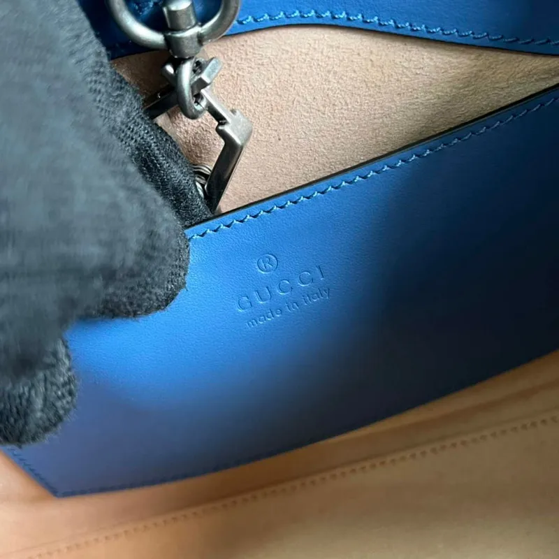 Gucci 681483 GG Marmont small tote bag Blue