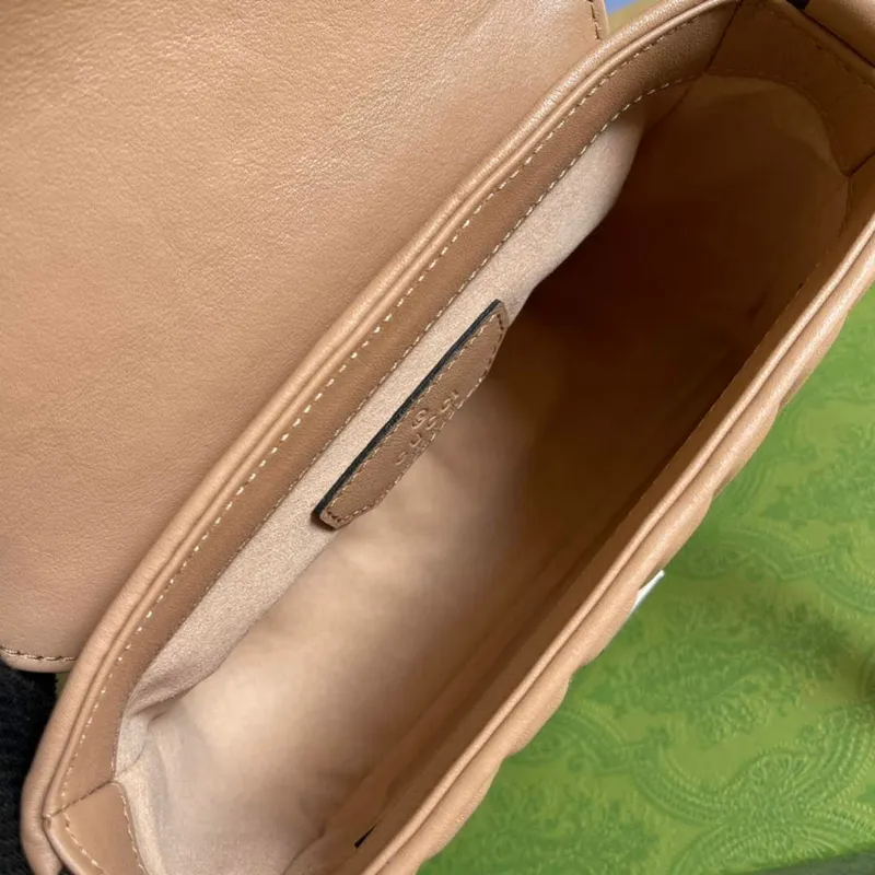 Gucci 583571 GG Marmont mini top handle bag Light Pink