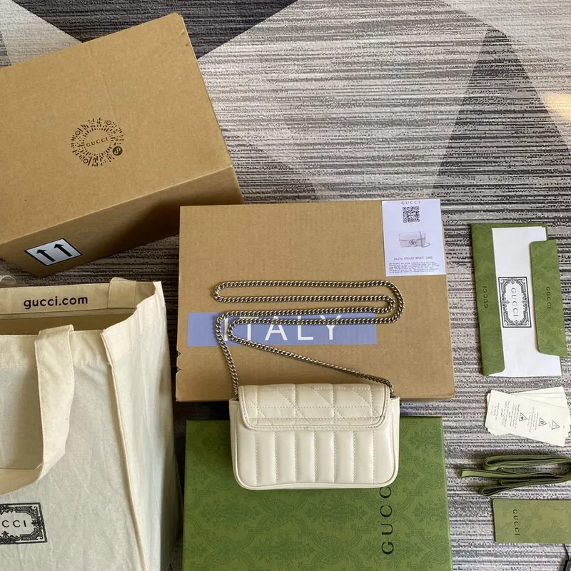 Gucci 476433 GG Marmont Super Mini Bag White