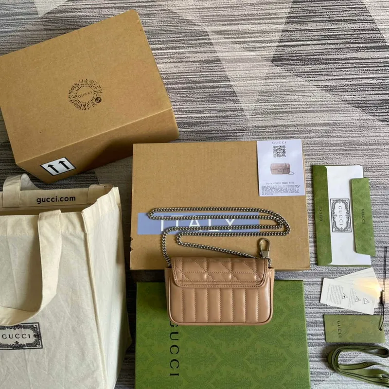 Gucci 476433 GG Marmont Super Mini Bag Pink