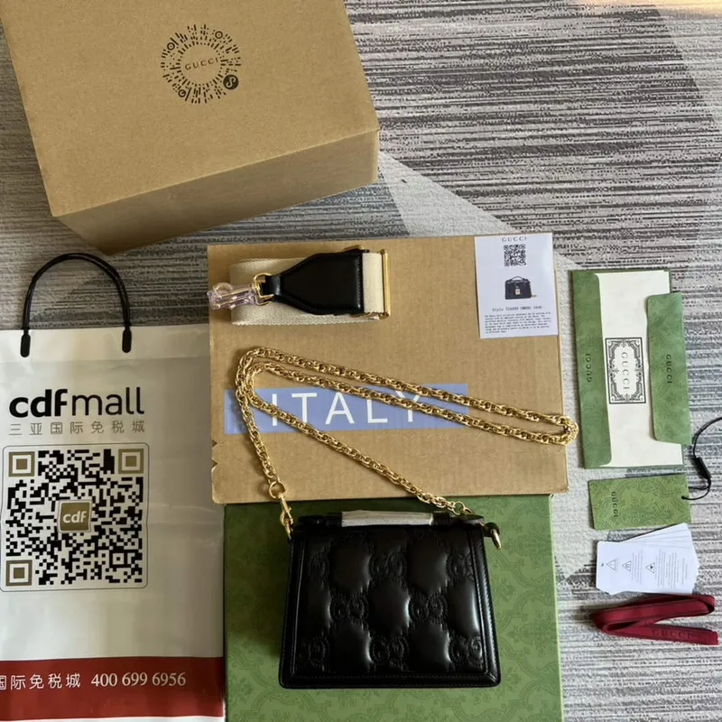 Gucci 724499 GG Matelassé Small Top Handle Bag Black