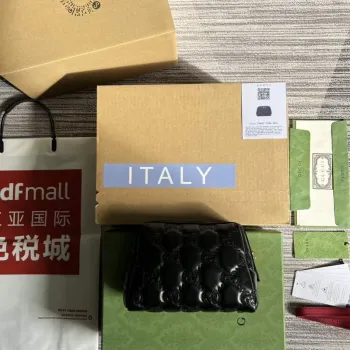 Gucci 726047 GG Matelassé Beauty Case Black