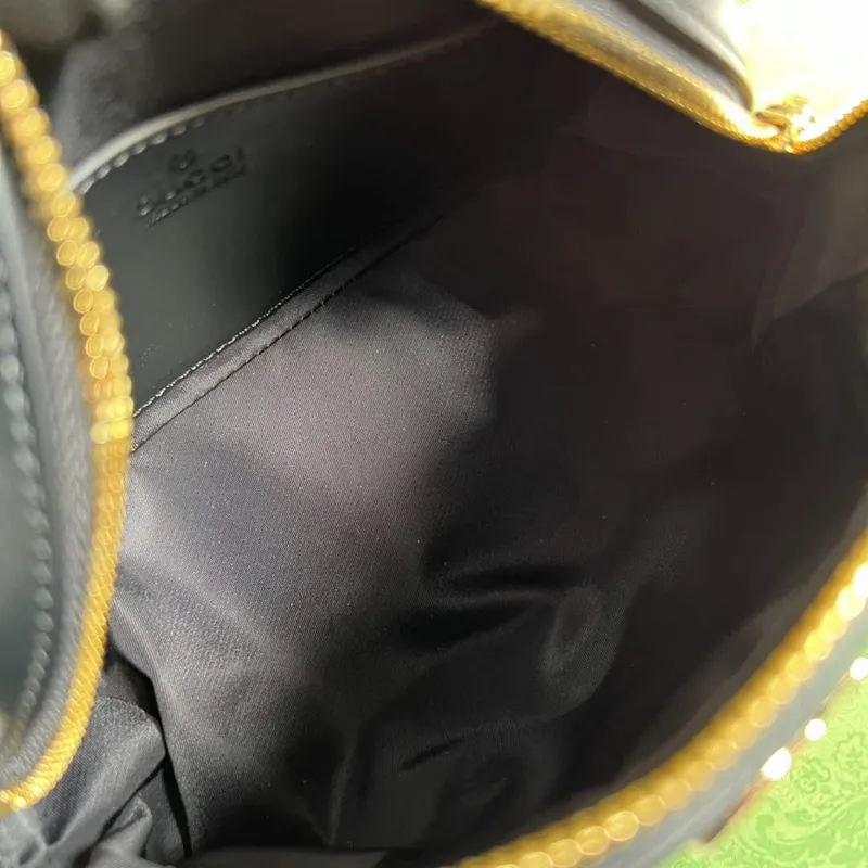 Gucci 726047 GG Matelassé Beauty Case Black