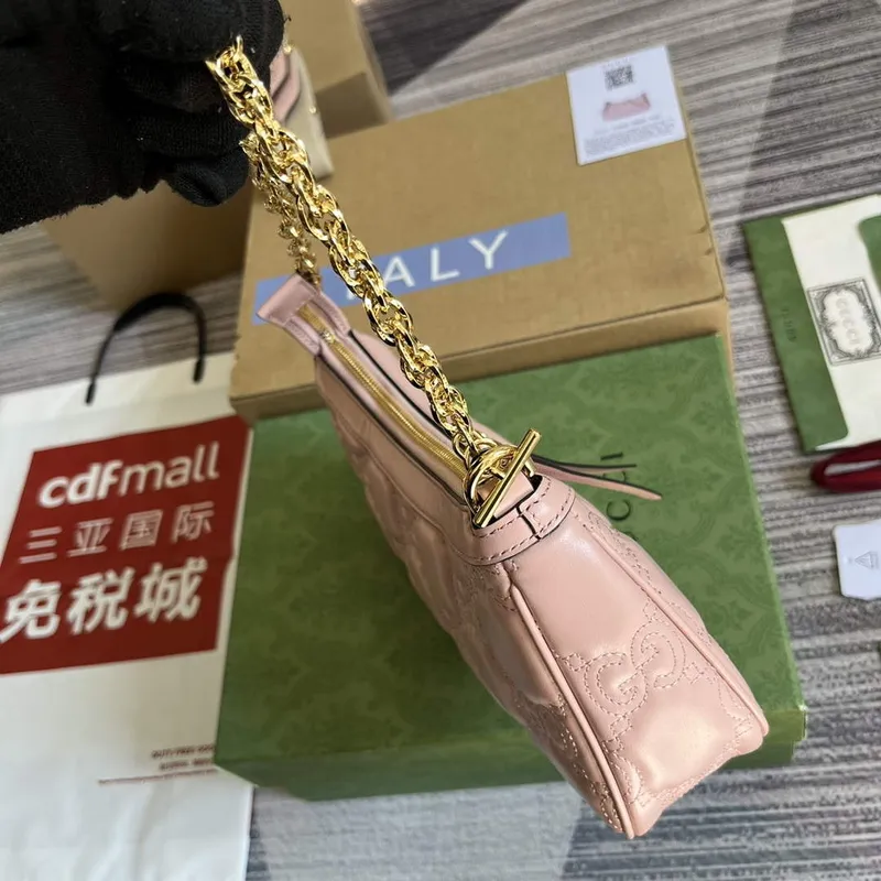 Gucci 735049 GG Matelassé Handbag Pink
