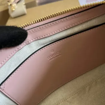 Gucci 735049 GG Matelassé Handbag Pink