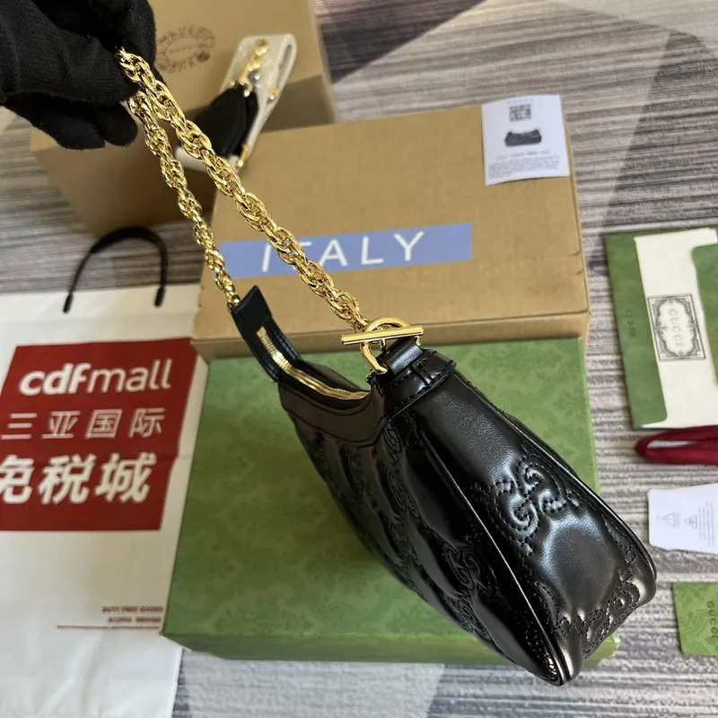 Gucci 735049 GG Matelassé Handbag Black