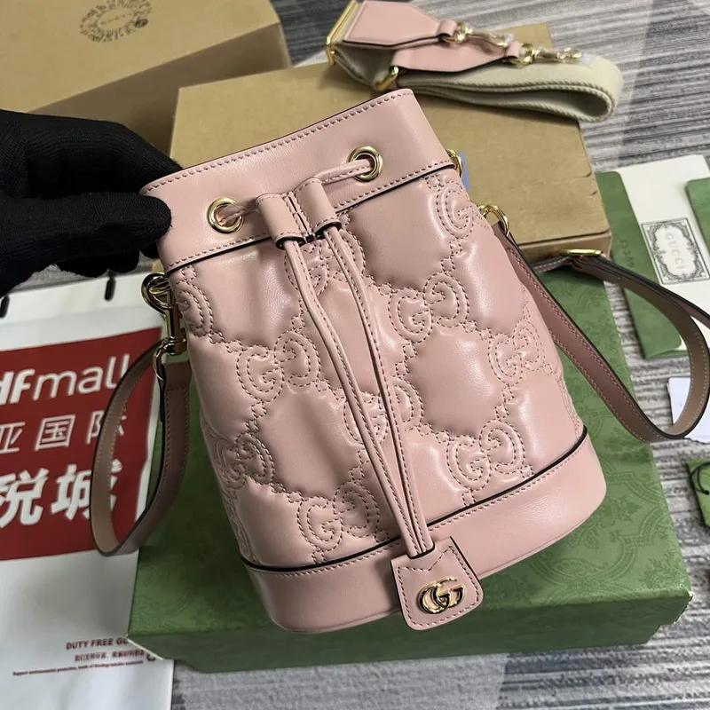 Gucci 728231 GG Matelassé Bucket Bag Light Pink