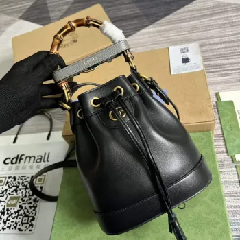 Gucci 724667 Diana Mini Bucket Bag Black