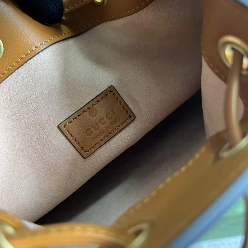 Gucci 724667 Diana Mini Bucket Bag Light Brown