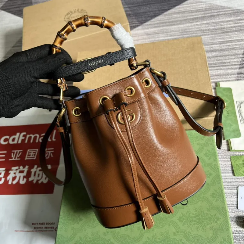 Gucci 724667 Diana Mini Bucket Bag Brown