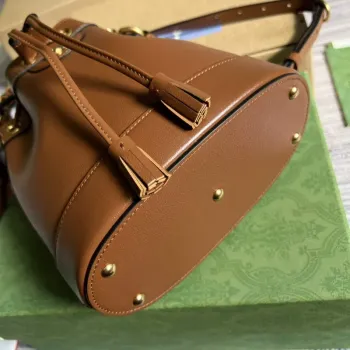 Gucci 724667 Diana Mini Bucket Bag Brown