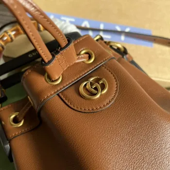 Gucci 724667 Diana Mini Bucket Bag Brown