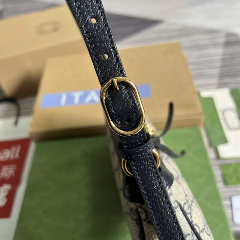 Gucci 735145 GG Supreme Ophidia small handbag Black