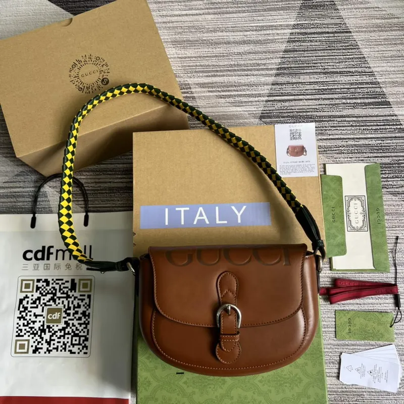 Gucci 679540 Logo print Leather Shoulder Bag Brown