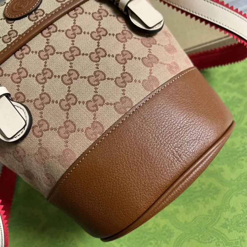 Gucci 630819 Bucket Bag in GG Supreme Canvas and Brown Leather