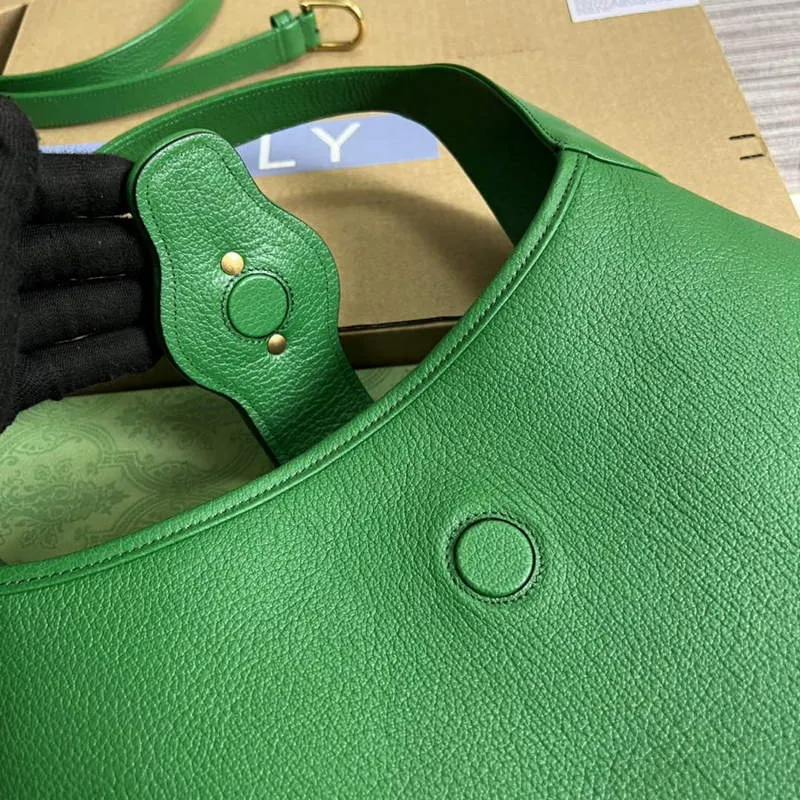 Gucci 726274 Aphrodite Medium Shoulder Bag Green