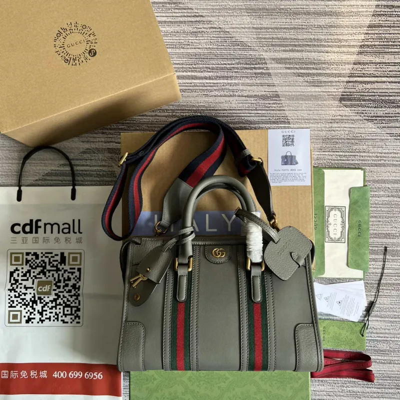 Gucci 715772 Small top handle bag with Double G Gray