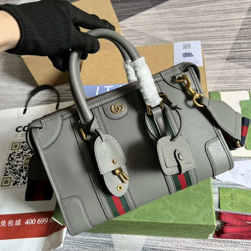 Gucci 715772 Small top handle bag with Double G Gray