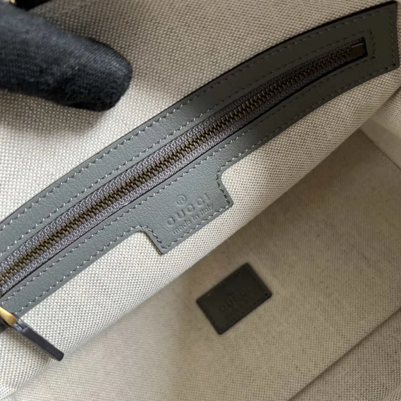 Gucci 715772 Small top handle bag with Double G Gray