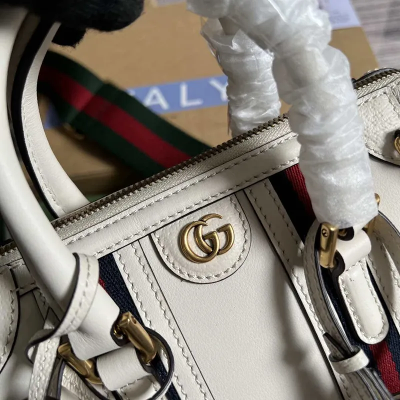 Gucci 715771 Mini top handle bag with Double G White